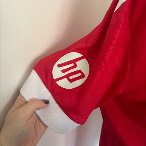 Wrexham AFC Home Shirt Jersey Macron NWT L - Picture 4 of 6